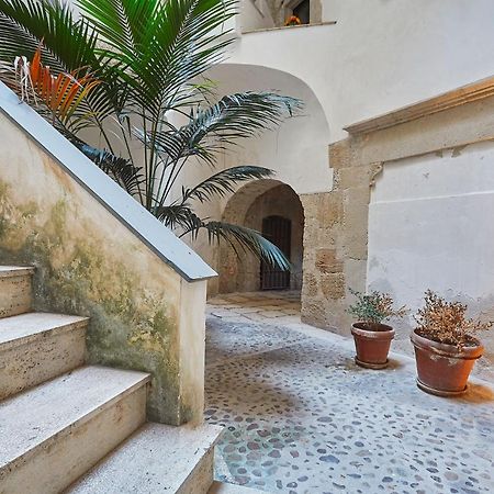 "Guttuso Tribute Suite" Experience Apartment Palermo Exterior photo