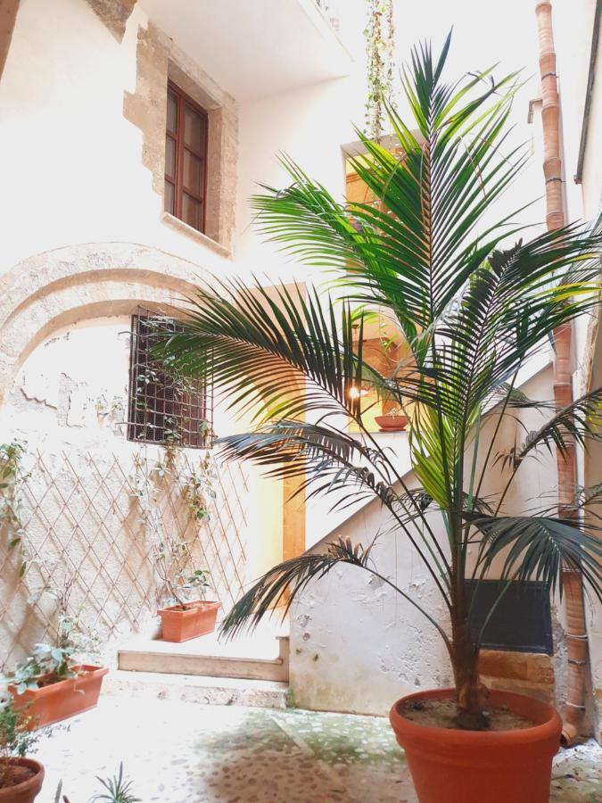 "Guttuso Tribute Suite" Experience Apartment Palermo Exterior photo
